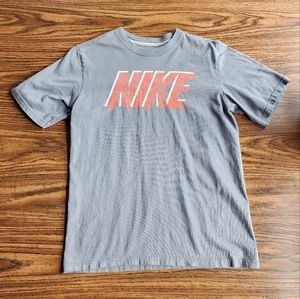 Nike Graphic T-Shirt